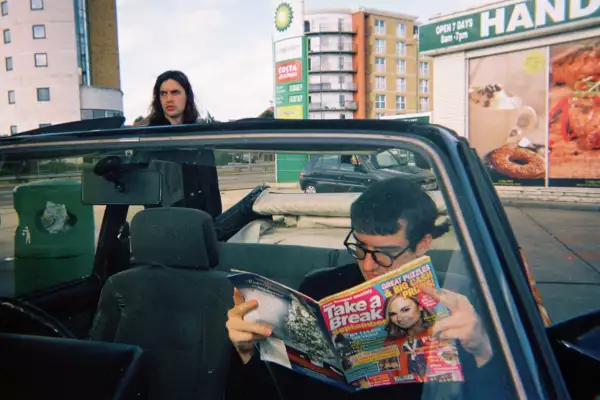 spector-via-diy-mag